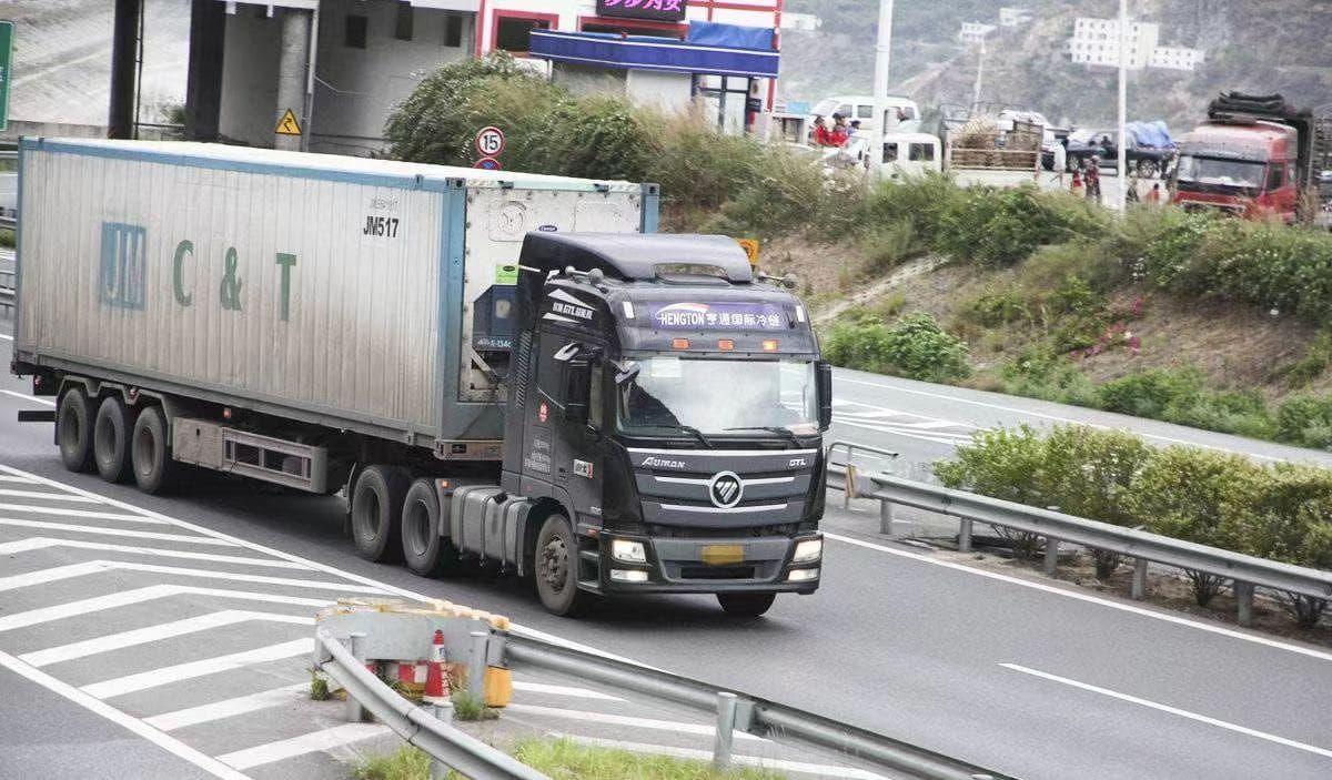 重型牵引挂车是什么车？详解重型牵引挂车的定义与驾驶要求