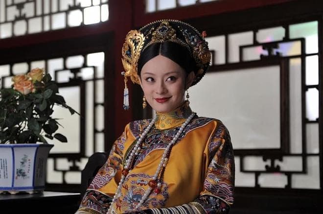 《甄嬛传》虚构名场面：甄嬛如何破解皇后的“滴血认亲”陷阱