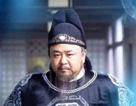 探秘历史中的狄仁杰：从唐朝官员到晚年加冕的宰相