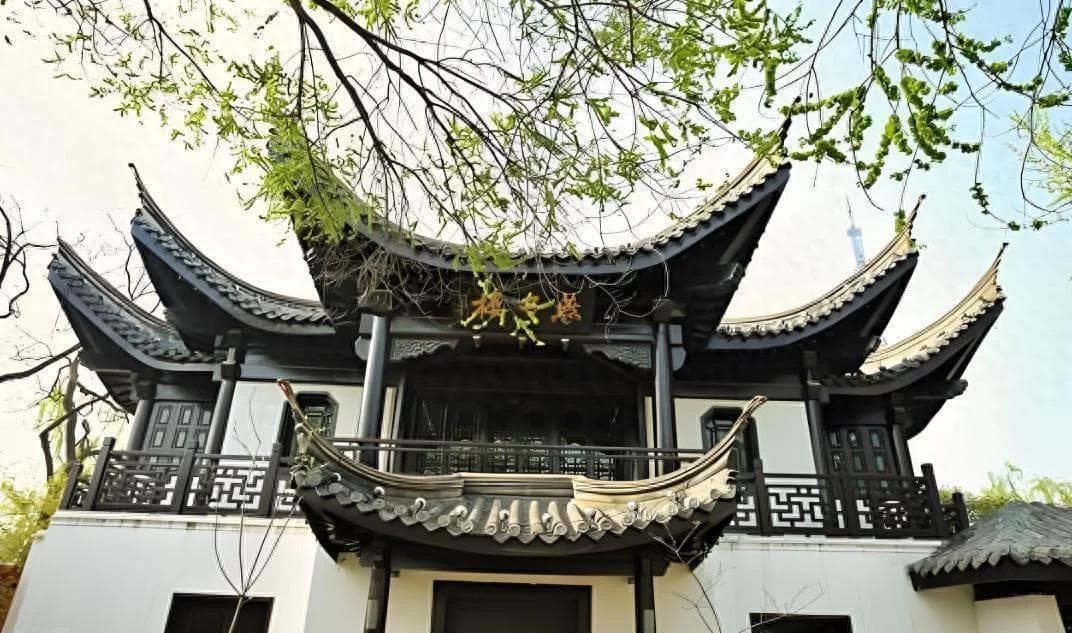 最精彩的10首七律：唐朝占8首，展现诗歌巅峰