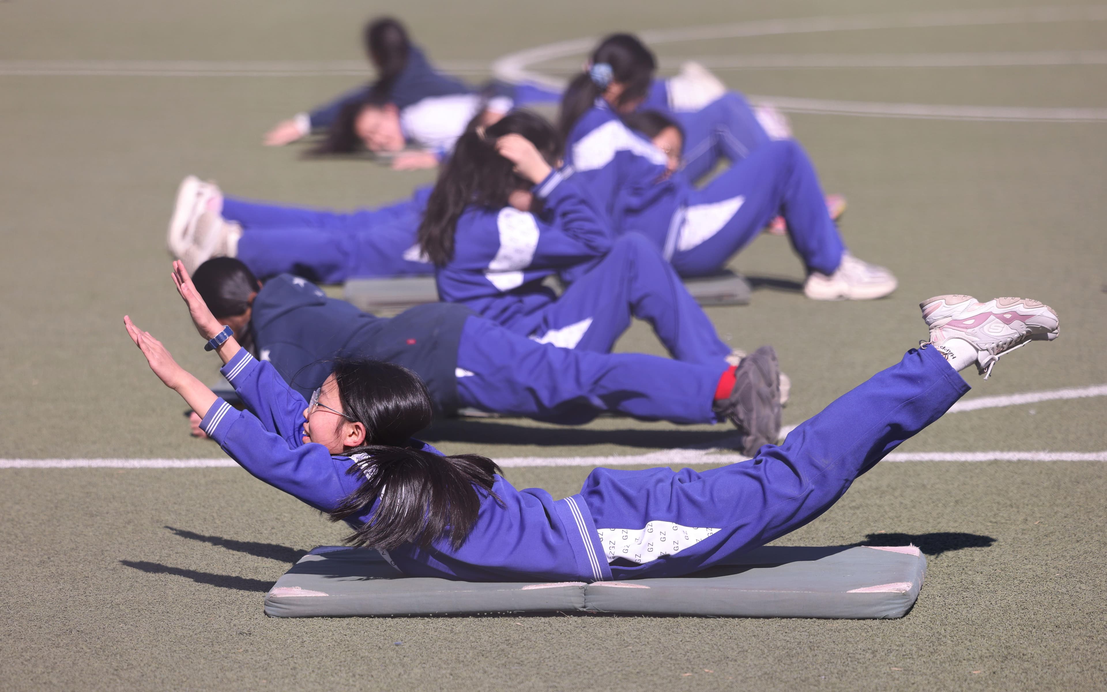 北京推出中小学“体育八条”，如何让“流汗的体育课”天天见？