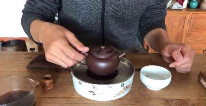 滇红普洱茶泡法教学视频：怎样冲泡出好喝的口感？