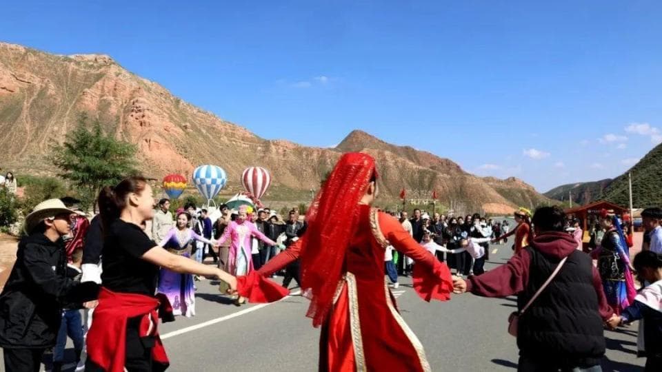 讲好黄河故事，打造研学旅游的“新名片”实践路径研究——兰州水墨丹霞旅游景区