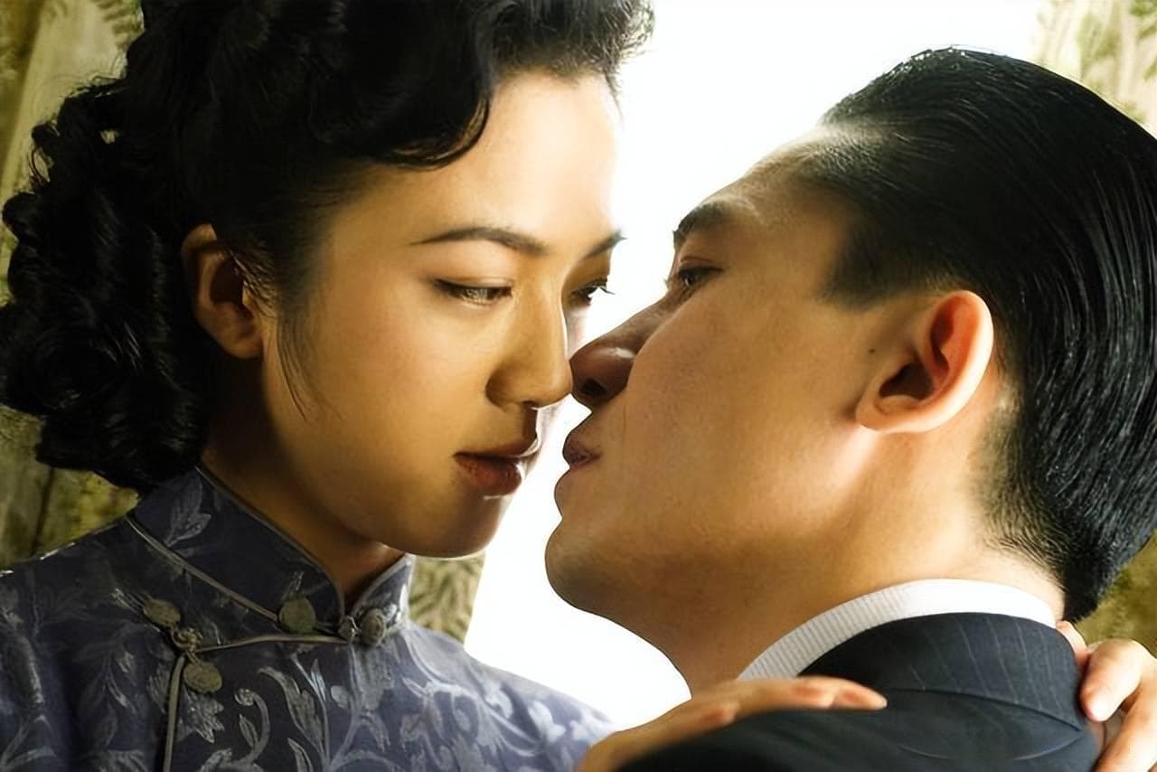 女性慕强慕的到底是什么？