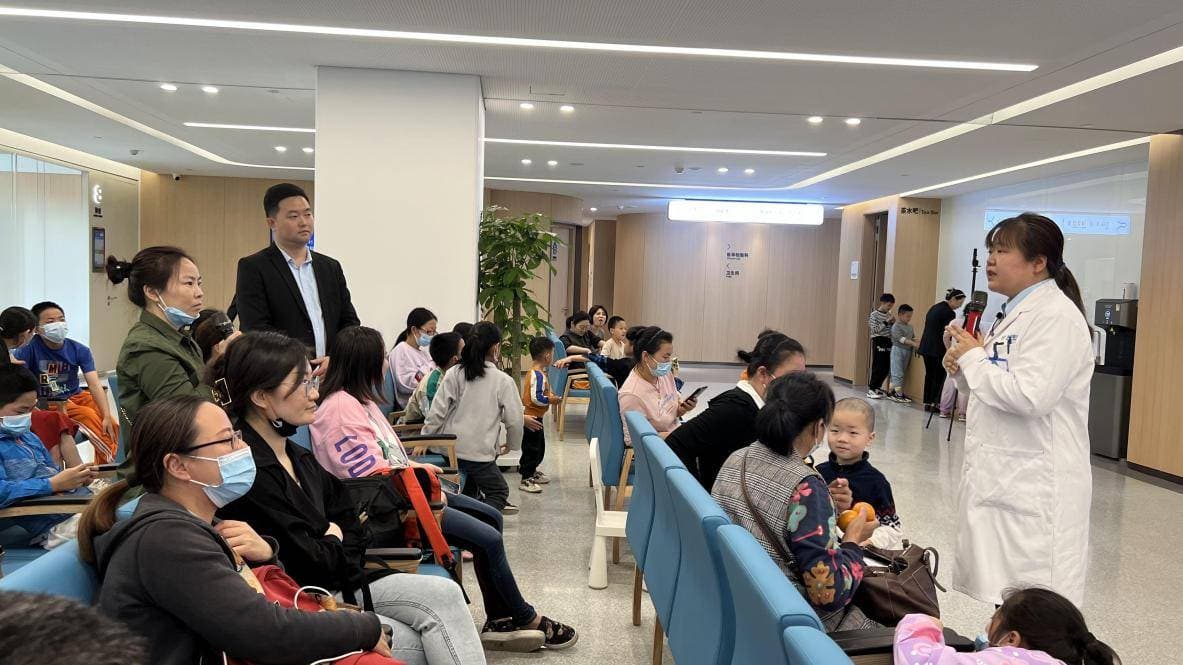 眼科医院和眼镜店验光的区别是什么呢？