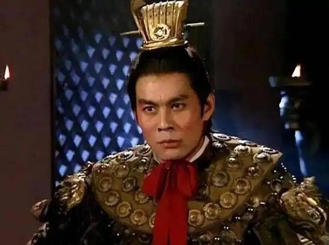 吕布参加的战役，曾经端了曹操的老巢