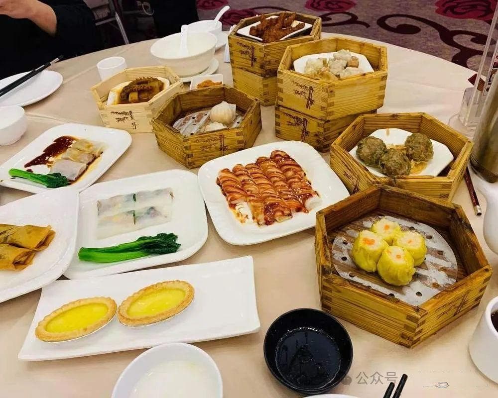 广州十大美食：岭南风味，舌尖上的粤式文化盛宴！