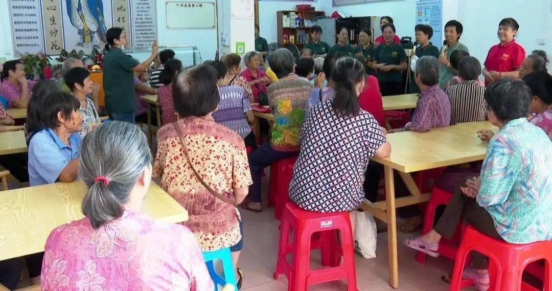 “免费的午餐”不是梦——都城这间店为长者提供免费素食午餐