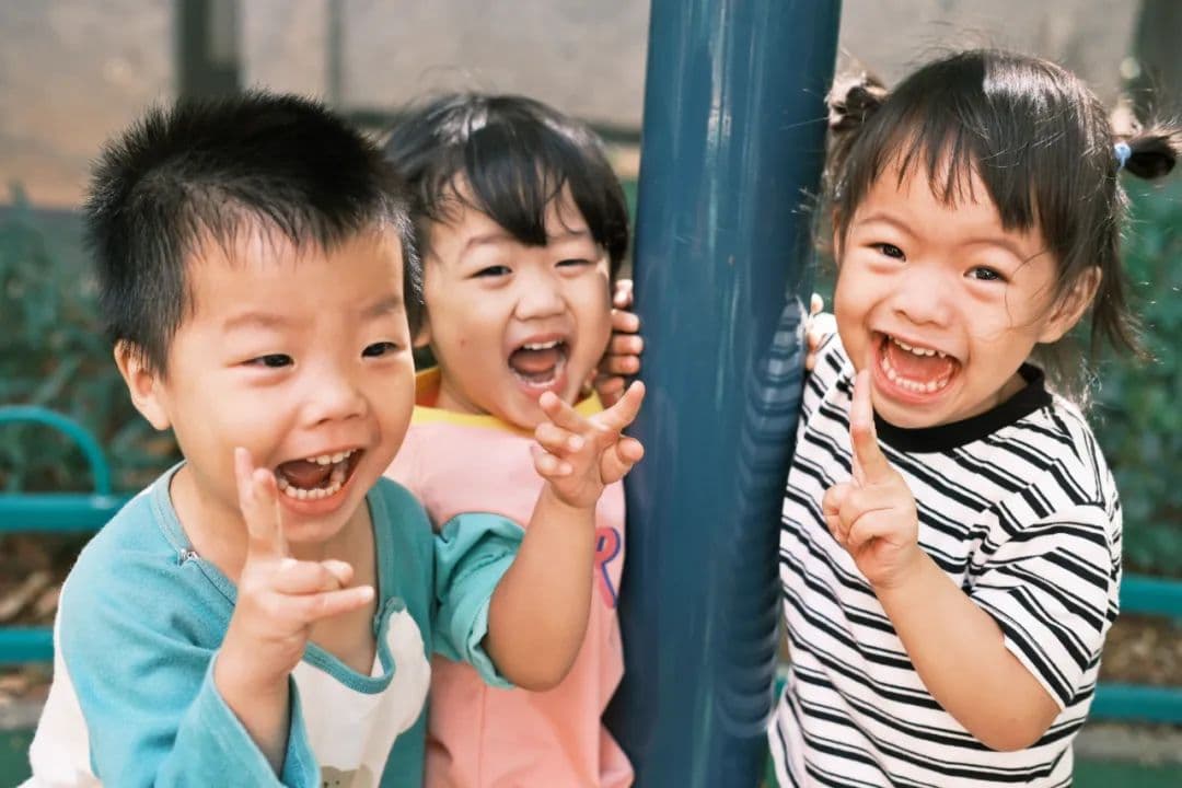 没人带娃？带你解锁家门口“寄娃”新模式