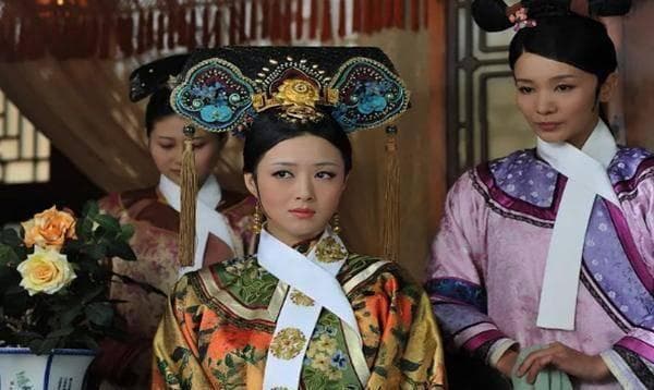 孙俪版甄嬛与孝圣宪皇后：一场艺术与史实的对话