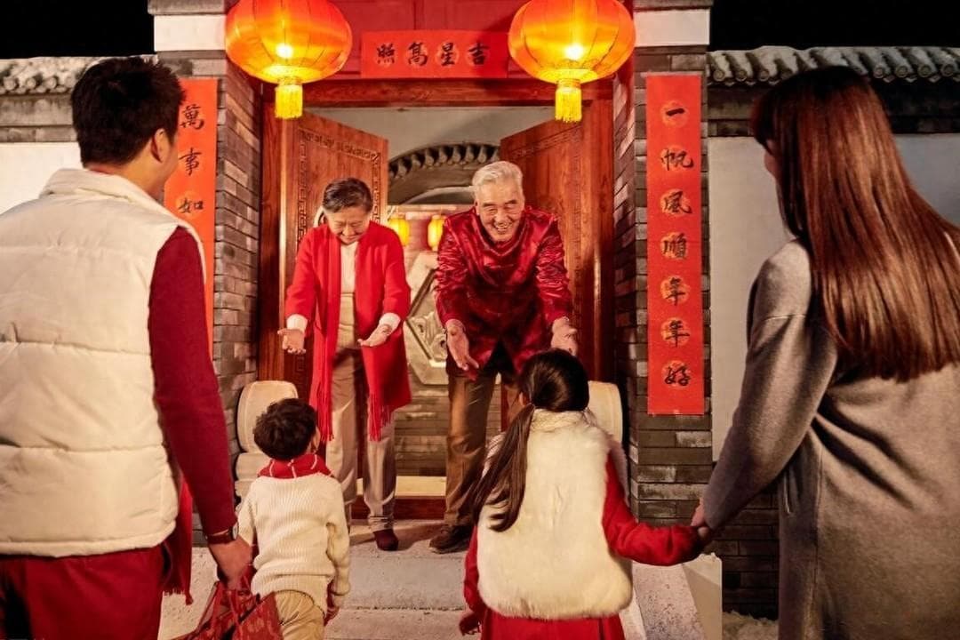 过年走亲戚，对方说“人来就行，买什么东西”，高情商怎么回答？