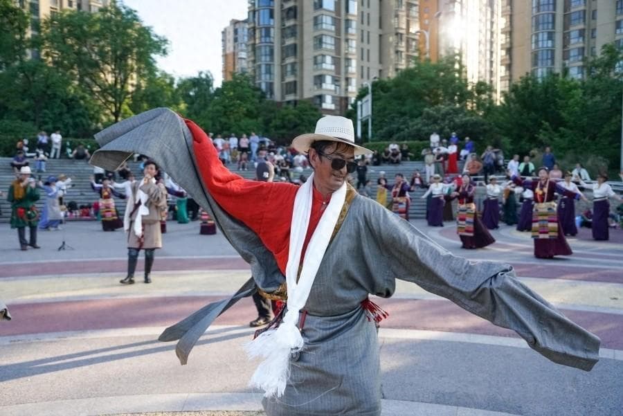 视觉盛宴！当传统藏舞遇上千年古都 多图纯享版