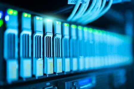 RAID磁盘阵列完整指南：原理、等级与应用