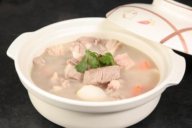 羊肉不能常吃？医生提醒：以下3种人尽量少吃，吃羊肉也有禁忌！