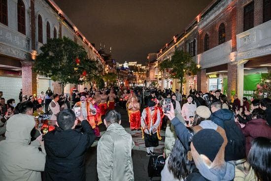 泉州2025春节游客破千万人次 热度涨幅位居全国首位
