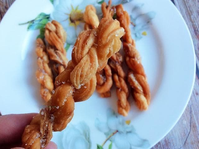 酥麻花的多种制作方法和配方详解