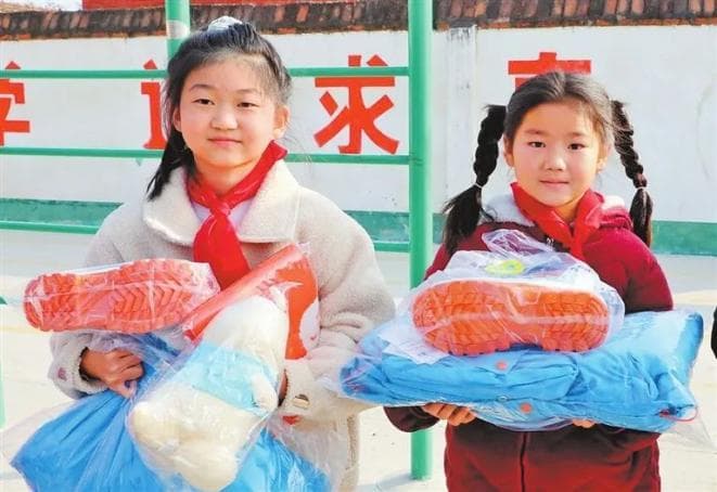 “因为光明几净的小屋，更有学习的动力”