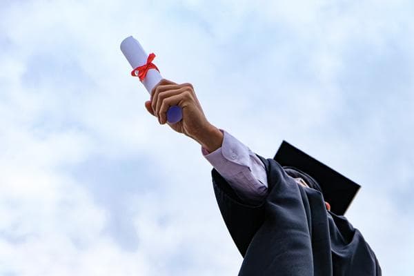 课程与教学论专业属于教育学类吗