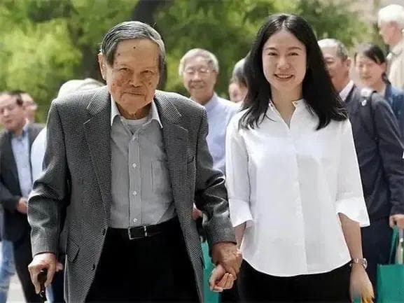 翁帆：在婚姻与自我实现之间寻找平衡