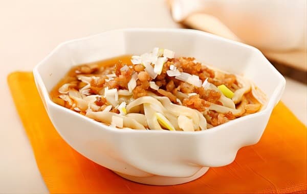 开封大刀面：传统名吃的历史与制作工艺