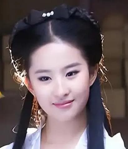 杨过与小龙女的年龄差及子女之谜