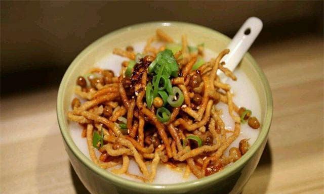 自制油茶面的制作方法（让你在家也能品尝道正宗的油茶面）