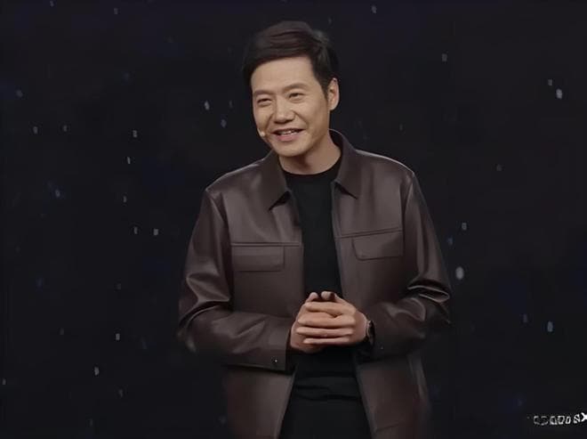 雷军，让小米转身
