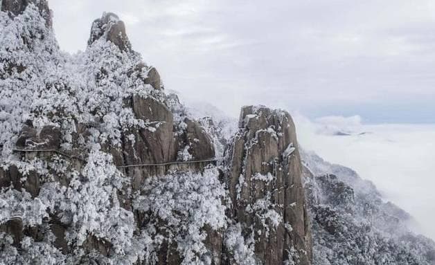 冬日九华山：雪景温泉与千年古刹的完美邂逅