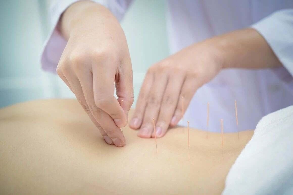 中医视角下老年失眠的深层机制与治疗策略