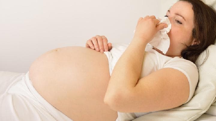 女人怀孕后可以跷二郎腿吗 孕期姿势不当或失去顺产机会