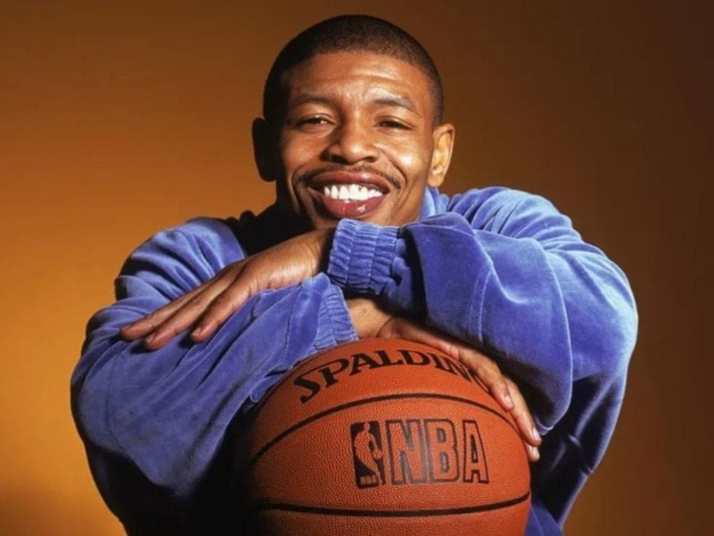 乔丹请他拍电影，库里见了叫师傅！NBA最矮的球员小虫博格斯