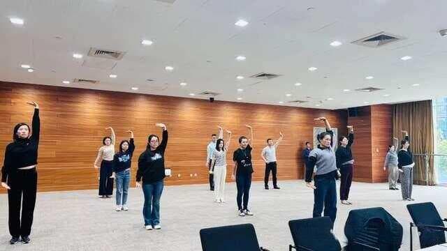 练五禽戏与八段锦，哪个效果最佳？