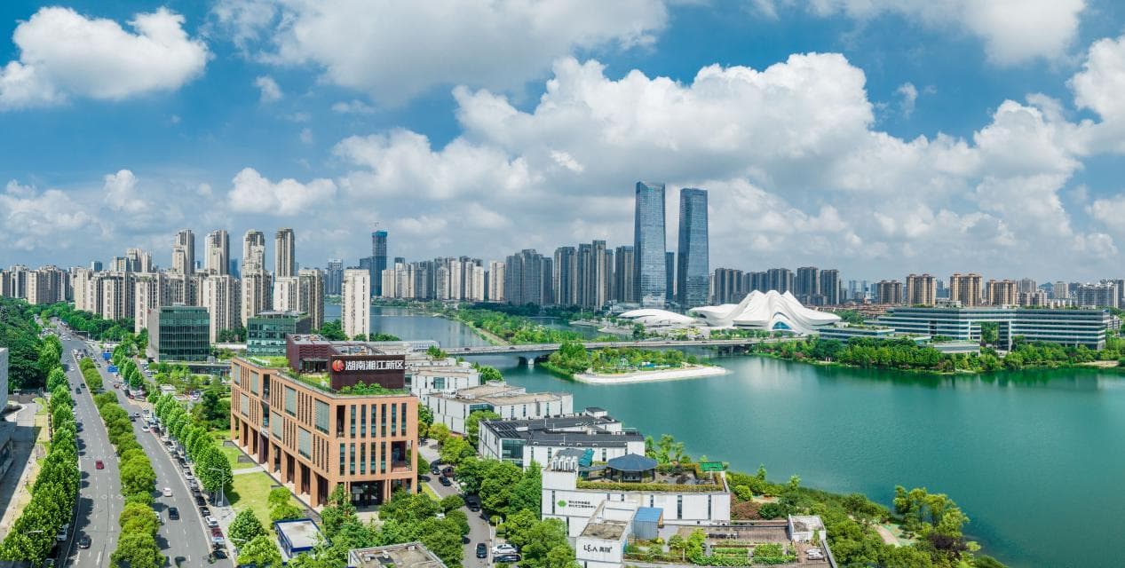 “数实融合”助力产业发展，湖南湘江新区打造数字经济新典范