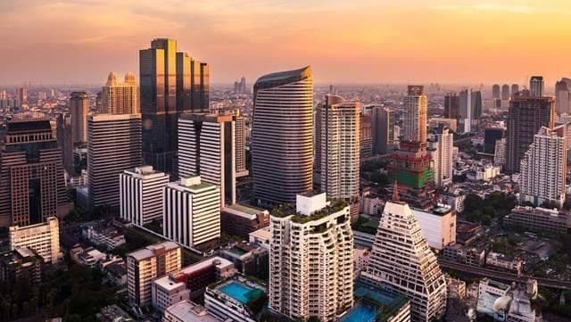 2025年楼市可能出现什么变化？该如何应对？买房该着重了解哪些？