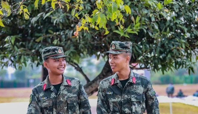 梦见战友：解读梦境中的情感与心理密码