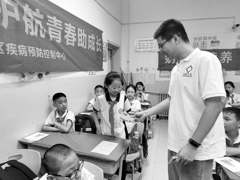 牛奶当水喝 有可能会造成营养过剩