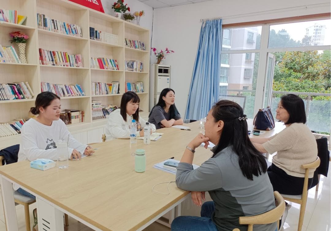 赋能家庭教育 携手共育花开