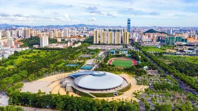 广东124个镇跻身全国千强镇，它们做对了什么？