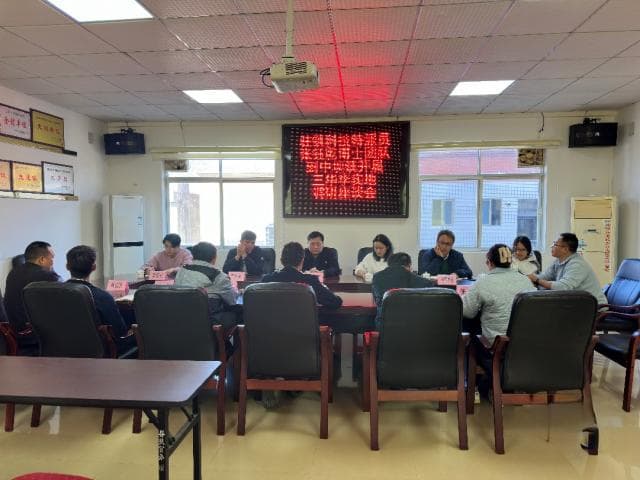 华农送“技”下乡 为紫金三华李产业发展“把脉开方”