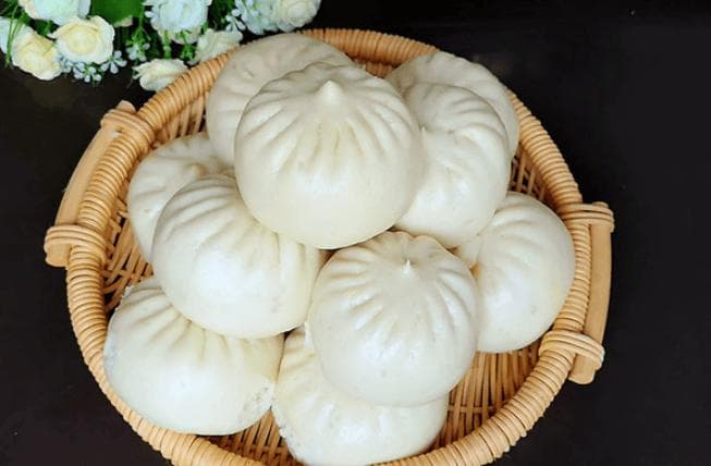 蒸包子诀窍：记住这些关键步骤，轻松做出松软可口的包子