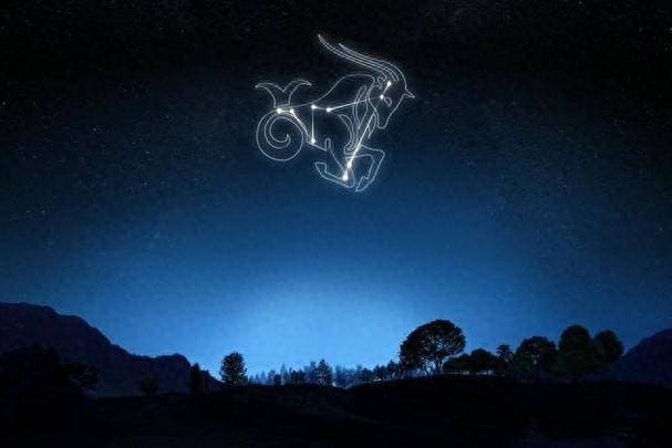 三个星座内心火热，表面却显冷淡