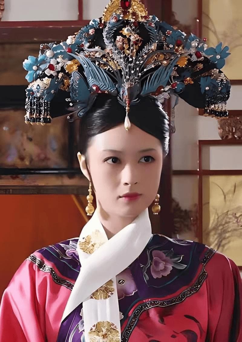 蒋欣：从童星到实力派，用坚韧精神克服外貌质疑，以过硬演技赢得观众认可