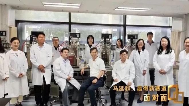 空气变馒头！人工合成淀粉引争议，人类食品新革命？