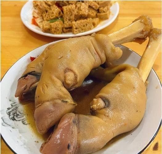 瑞士卷在现代饮食文化中的地位与变迁