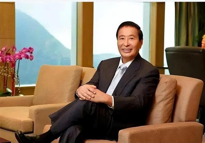 香港四大家族风云录：亚洲首富李兆基离世，豪门恩怨浮沉半世纪