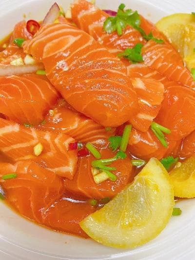 餐桌新宠三文鱼：高蛋白低脂肪，四种烹饪方法任你选