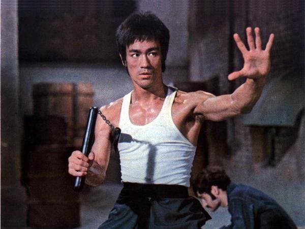 李小龙对双节棍的影响