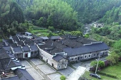 通山13个中国传统村落“码”上看