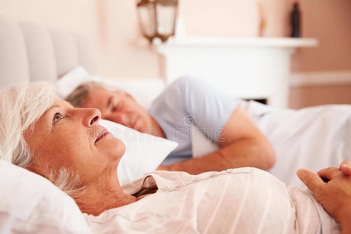 老年夫妻分床睡：是改善睡眠还是疏离感情？