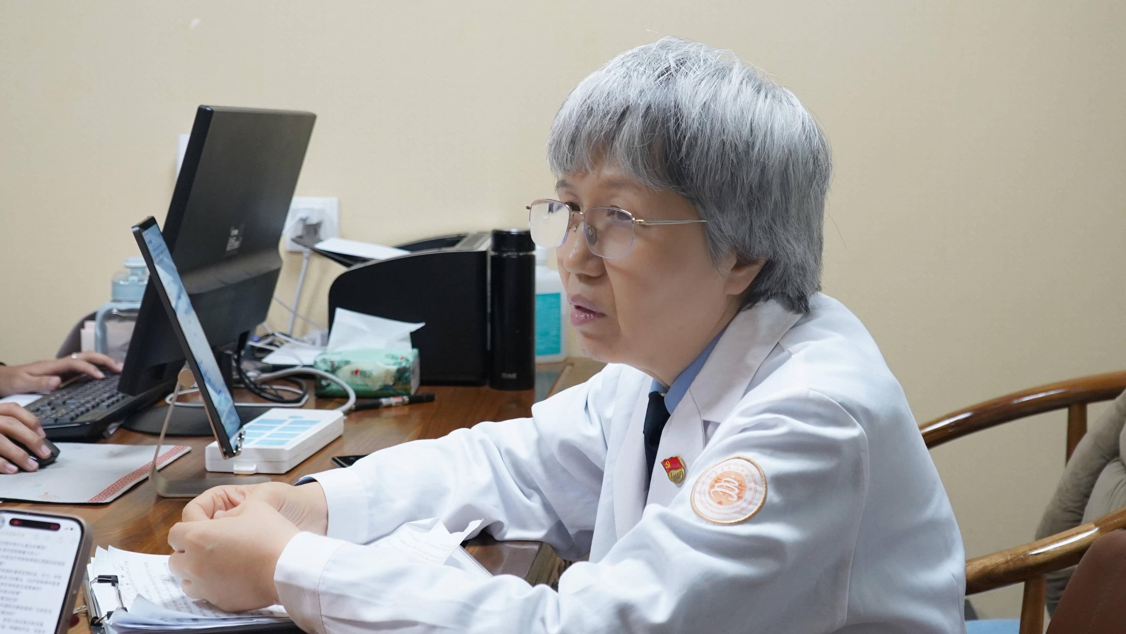 张弘医生：银屑病患者可以吃鲫鱼吗？记住一个核心原则就够了